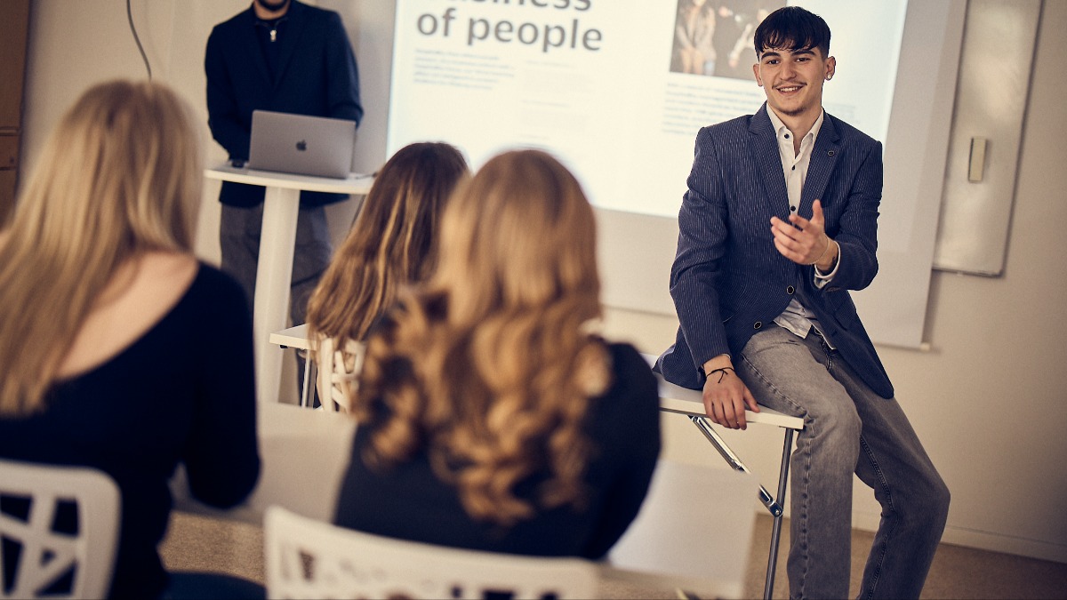 Image for card with title Management